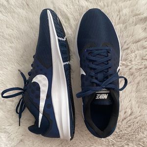 NWOT Men’s Nike Downshifter 7